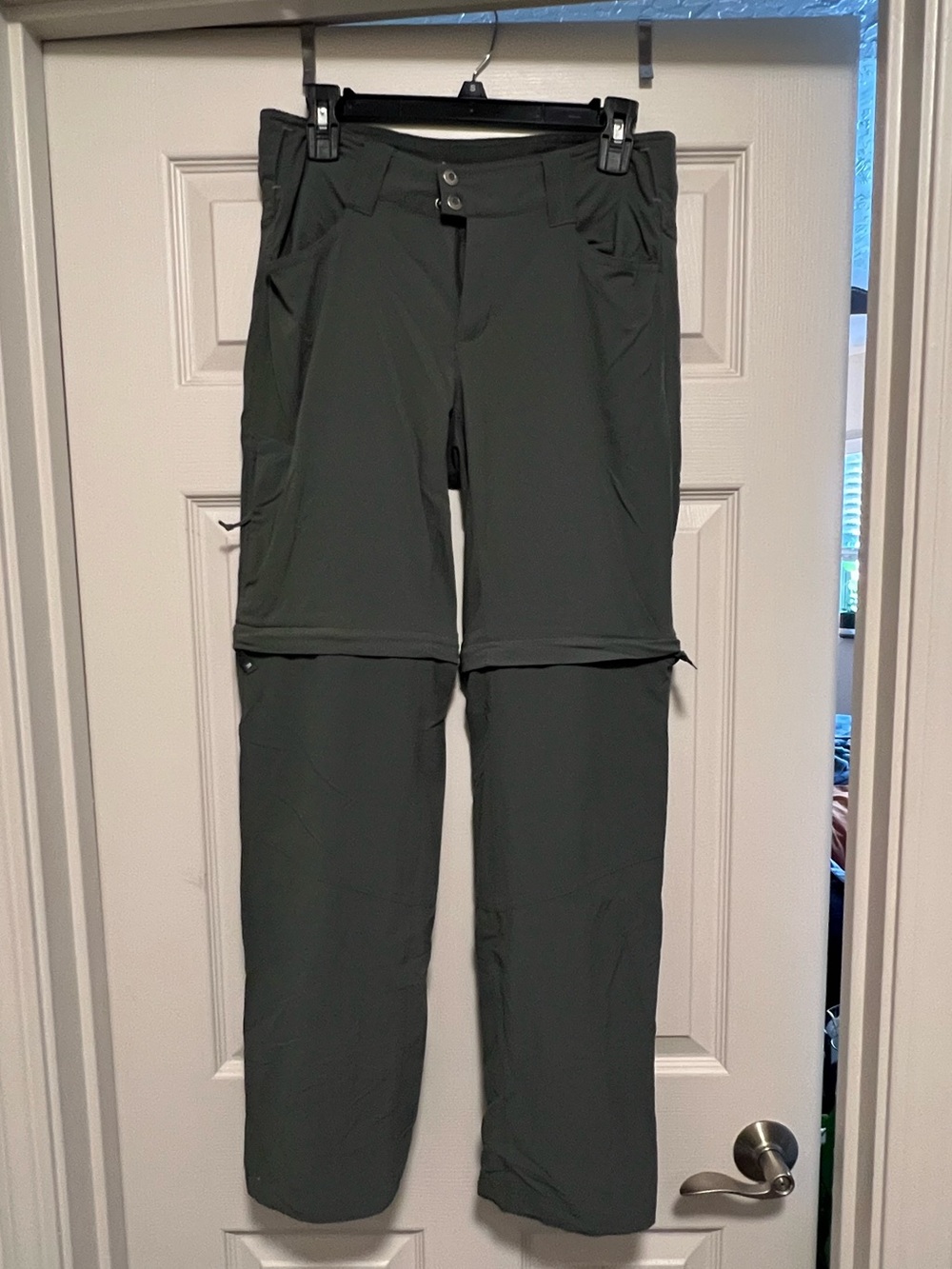 Columbia Women’s Leslie Falls Convertible Hiking Pants - Dark Green